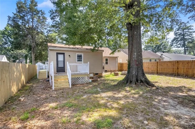 11 Alpine St, Newport News, VA 23606 - rear view of property featuring a fenced backyard and a deck