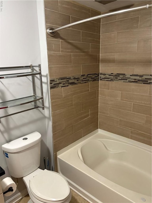 1122 Gatling Dr, Hampton, VA 23666 - full bath with toilet and shower / washtub combination