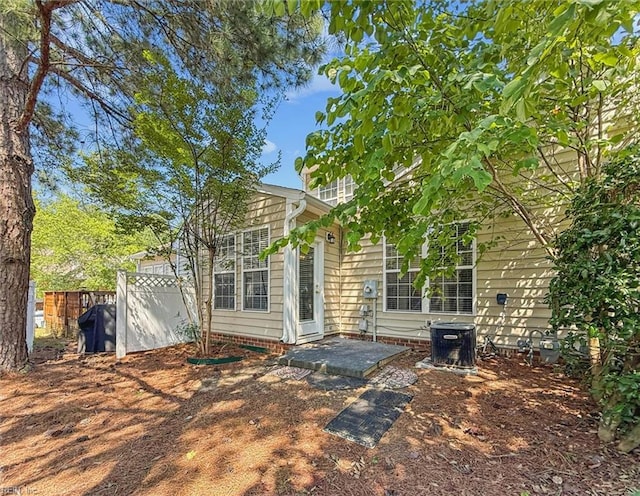 4208 Falcon Creek Dr, Williamsburg, VA 23188 - rear view of property