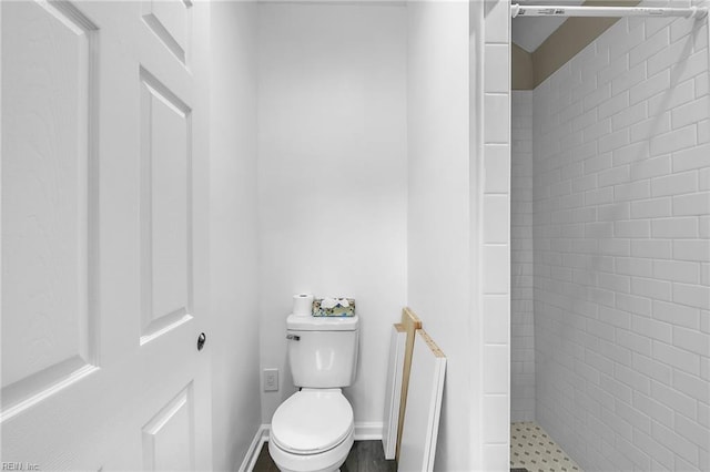2416 Broadnax Cir, Chesapeake, VA 23323 - full bath featuring tiled shower and toilet