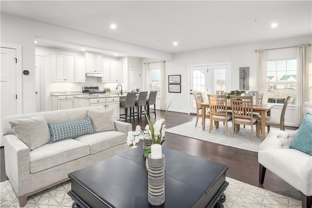 1517 Bogue St, Chesapeake, VA 23322 - living room featuring light wood finished floors and recessed lighting