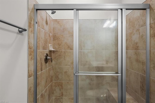 6428 Yarmouth Run, Williamsburg, VA 23188 - bathroom with a shower stall