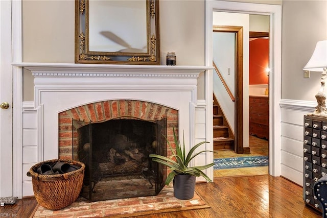 102 Whitehall Ct, Williamsburg, VA 23188 - detailed view of wood finished floors and a fireplace