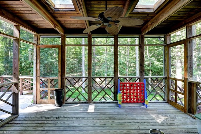 102 Whitehall Ct, Williamsburg, VA 23188 - unfurnished sunroom featuring a skylight and ceiling fan