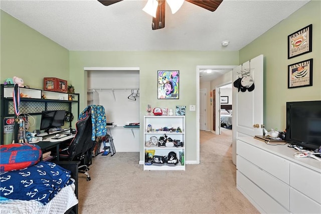 315 Sawmill Arch, Chesapeake, VA 23323 - bedroom featuring carpet flooring, a desk, a ceiling fan, a closet, and a textured ceiling