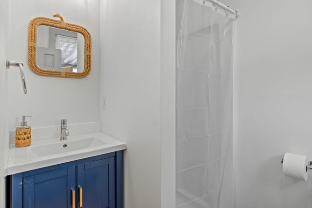 72 Forest Beach Rd, South Chatham, MA 02659 - full bathroom featuring vanity and curtained shower