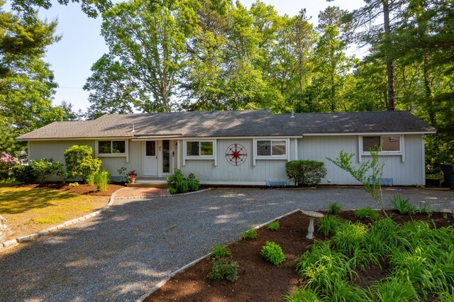 12 Running Light Way, Mashpee, MA 02649 - ranch-style house featuring gravel driveway