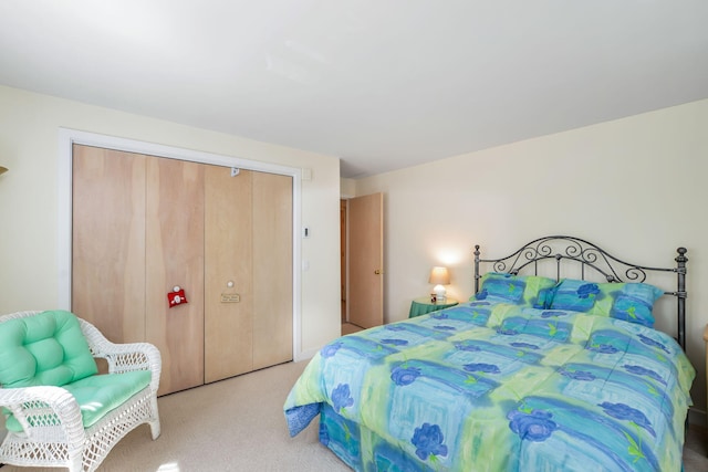 240 Surf Dr, Mashpee, MA 02649 - bedroom featuring carpet flooring and a closet