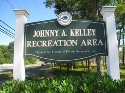 9 Bayberry Ln, South Dennis, MA 02660 - view of community / neighborhood sign