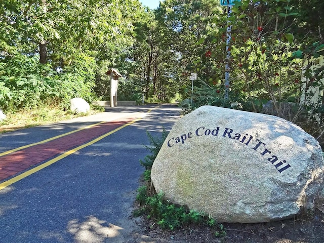 9 Bayberry Ln, South Dennis, MA 02660 - view of community / neighborhood sign