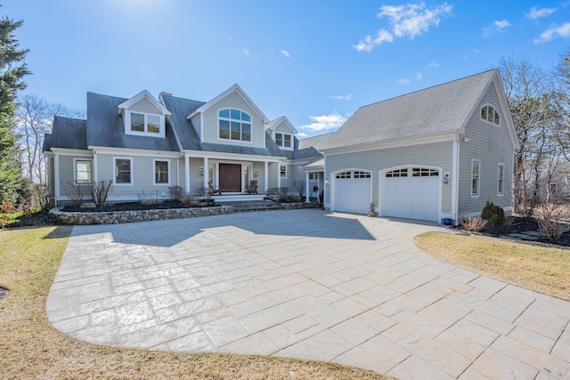 view of front of house featuring a garage and driveway