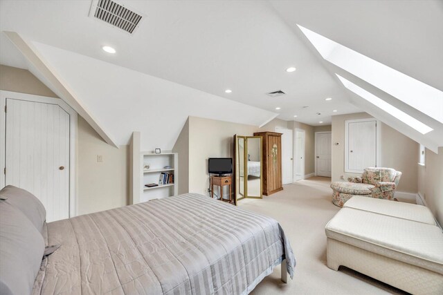 86 Summersea Rd, Mashpee, MA 02649 - bedroom featuring light colored carpet, visible vents, recessed lighting, and vaulted ceiling with skylight
