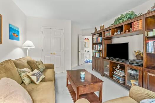 3 Mayfair Ct, Mashpee, MA 02649 - view of living room