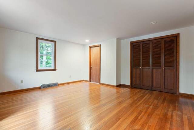 7 Bittersweet Ln, South Dennis, MA 02660 - interior space featuring visible vents, baseboards, wood finished floors, and recessed lighting
