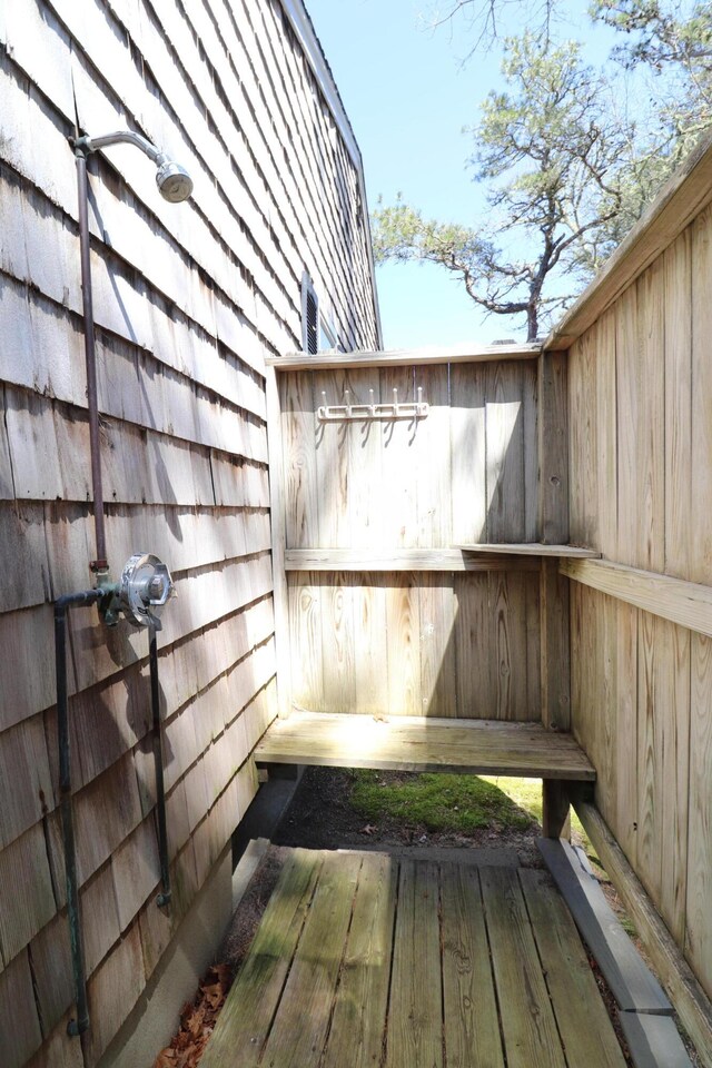 7 Bittersweet Ln, South Dennis, MA 02660