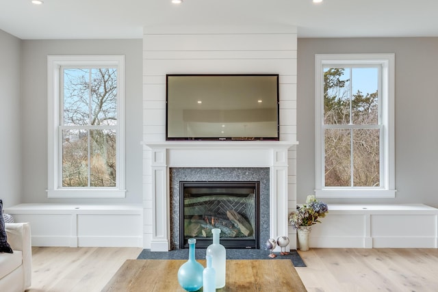 179 Beebe Acres Rd, Falmouth, MA 02540 - living area featuring wood finished floors, a wealth of natural light, and recessed lighting