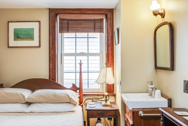 bedroom with sink