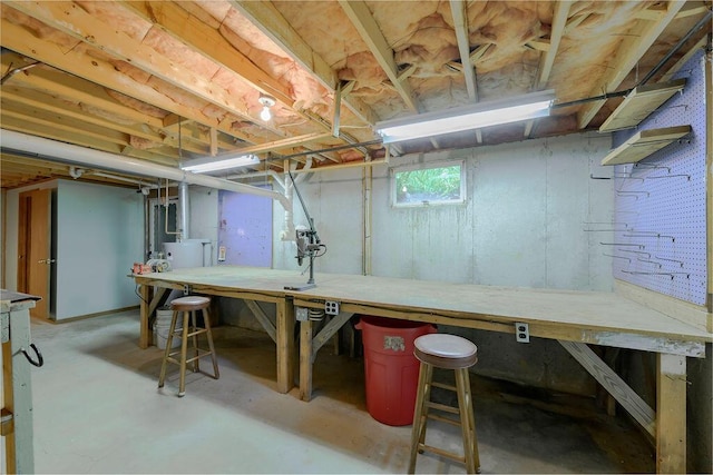 31 Woodridge Rd, East Sandwich, MA 02537 - basement with a workshop area