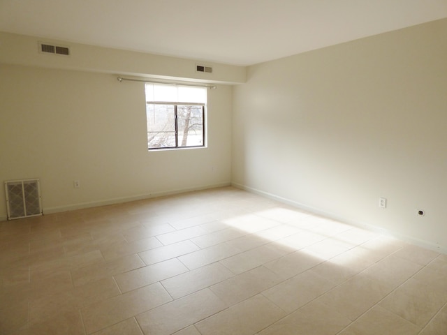15 Oak Neck Rd Unit 2 12, Hyannis, MA 02601 - view of tiled spare room