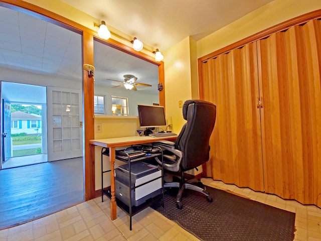 15 Fir St, Wareham, MA 02571 - office space with ceiling fan