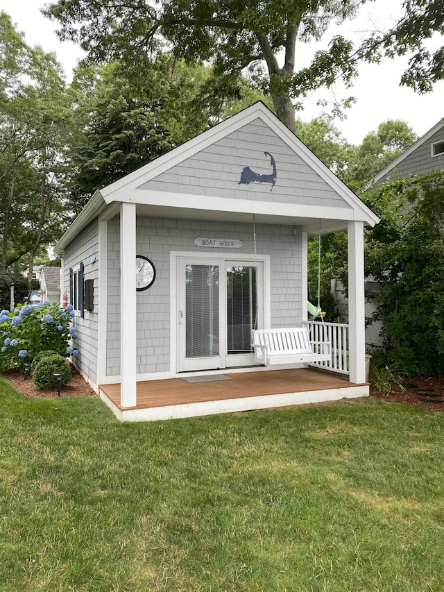 122 Point Of Pines Ave, Centerville, MA 02632 - back of house with a lawn