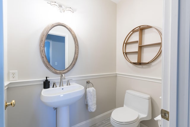331 Riverview Dr, Chatham, MA 02633 - bathroom with toilet