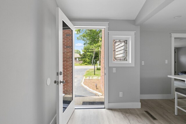 6 Januit St, Sandwich, MA 02563 - foyer entrance with wood finished floors and baseboards