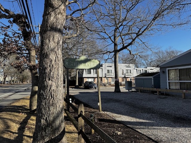 view of road featuring a residential view