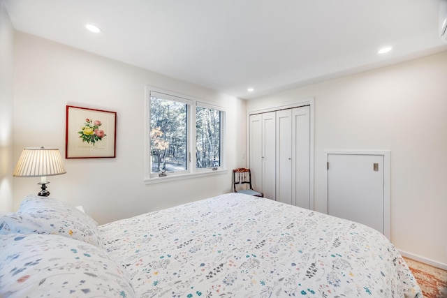 bedroom with a closet