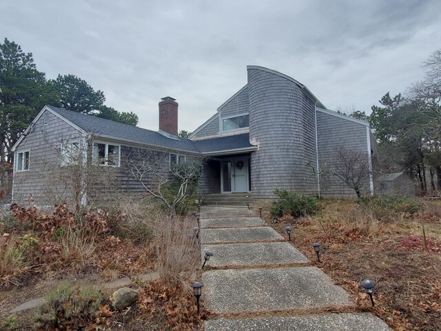 view of front facade