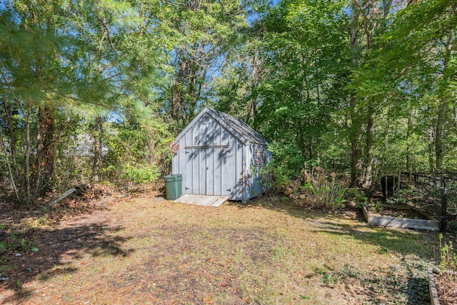 view of outbuilding