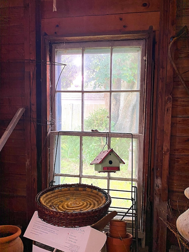 580 Commercial St, Provincetown, MA 02657 - view of interior details