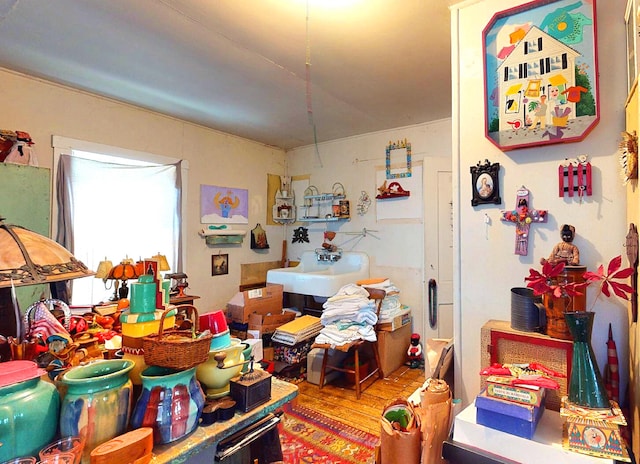 580 Commercial St, Provincetown, MA 02657 - recreation room featuring sink