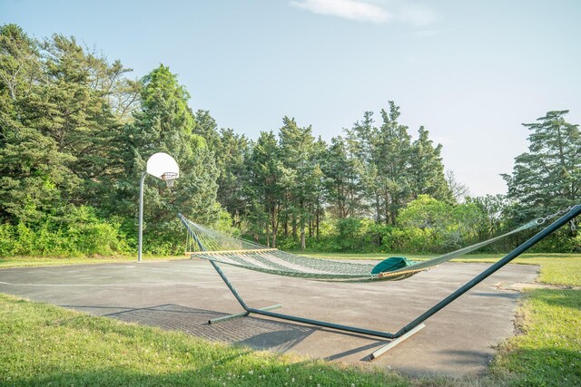 625 Bridge Rd, Eastham, MA 02642 - view of sport court with community basketball court