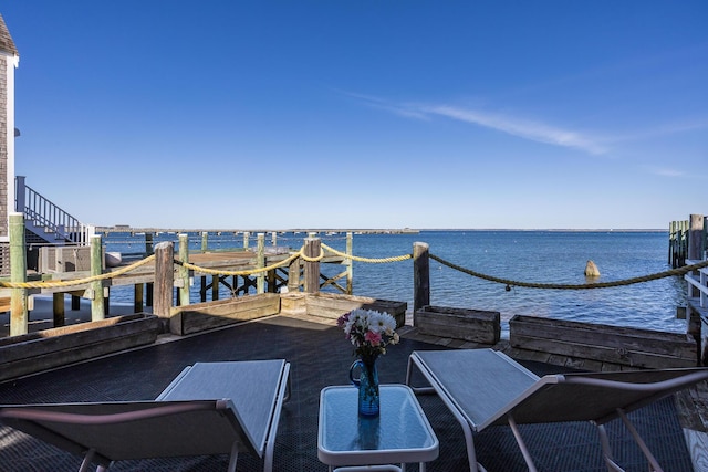 dock featuring a water view