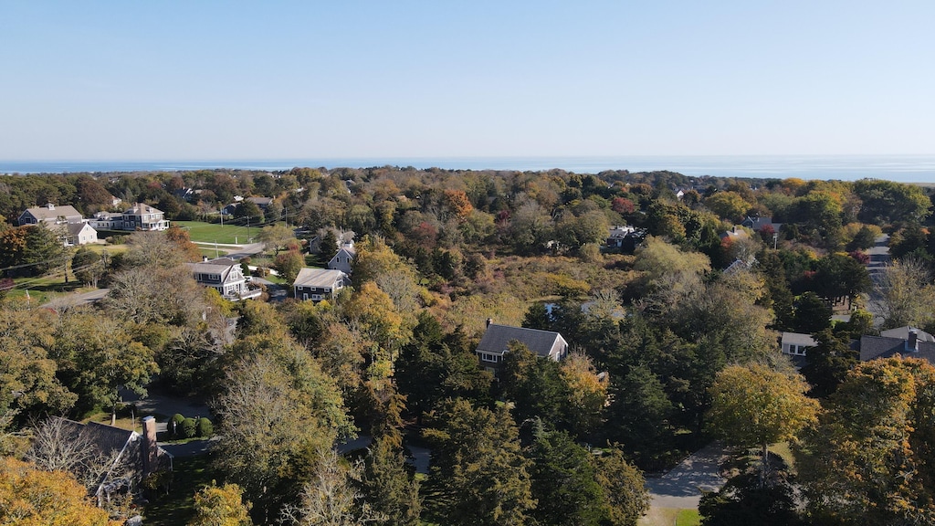 10 Landers Ln, Orleans, MA 02653