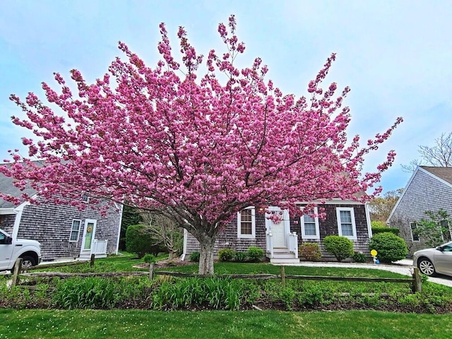 121 Camp St Unit 108, West Yarmouth, MA 02673 - view of front of property with a front yard