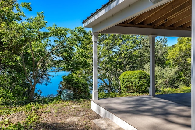 10 Squeteague Harbor Rd, Cataumet, MA 02534 - view of patio / terrace