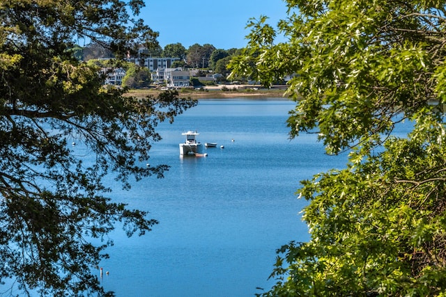 10 Squeteague Harbor Rd, Cataumet, MA 02534 - water view