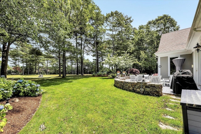 view of yard with a patio