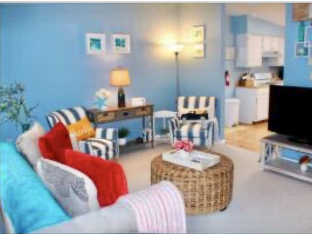 4 Coffey Ln, Dennis Port, MA 02639 - view of living room