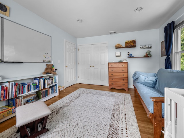 50 View Crest Dr, Falmouth, MA 02540 - living area with wood finished floors and recessed lighting