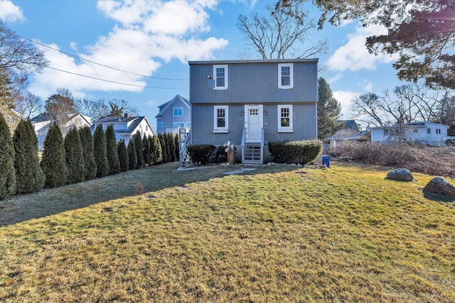 front of property with a front lawn