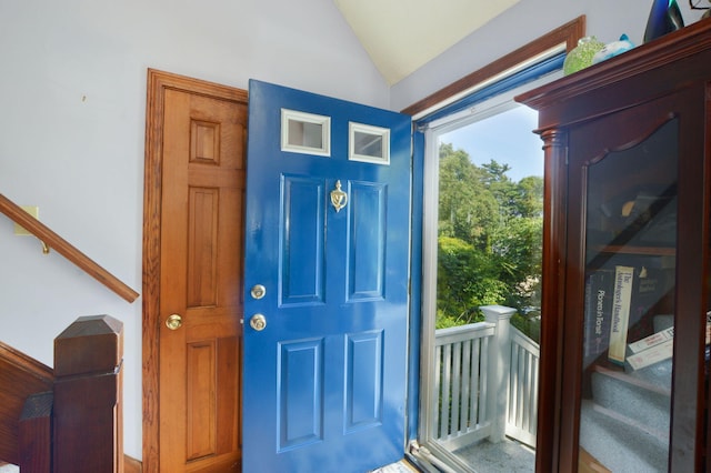 59 Whitecaps Dr, East Falmouth, MA 02536 - foyer entrance with lofted ceiling