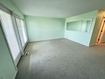 6 Sea Cliff Dr E Unit 6, Cedarville, MA 02360 - unfurnished room with carpet