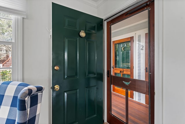 property entrance featuring covered porch