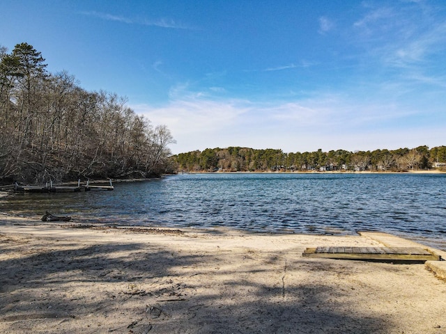 39 John Ewer Rd, Sandwich, MA 02563