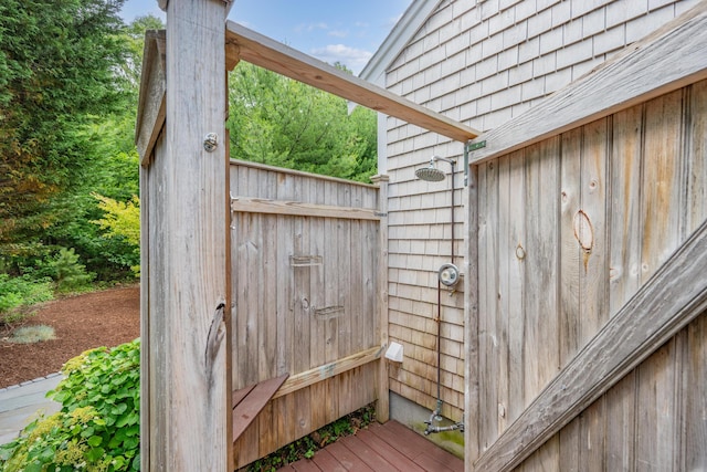 2 Julie Ln, Cotuit, MA 02635 - exterior view