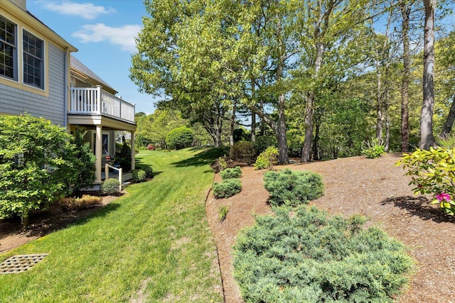 2124 Heatherwood, Yarmouth Port, MA 02675 - view of grassy yard with a balcony