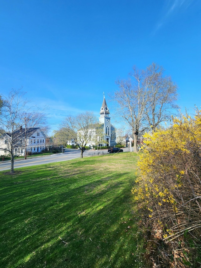 143 Main St, Sandwich, MA 02563 - view of yard